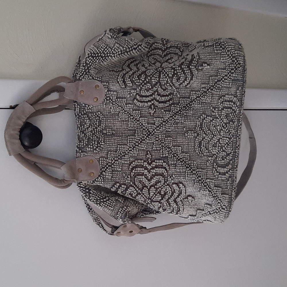 Lovestitch Sequoia embellished weekender bag